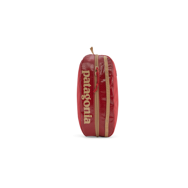 Patagonia Black Hole Cube - Medium Touring Red